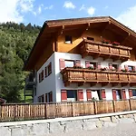 Appartement In Neukirchen Near Wildkogel Arena Neukirchen am Großvenediger