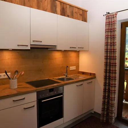 Rohregger, Neukirchen Apartment