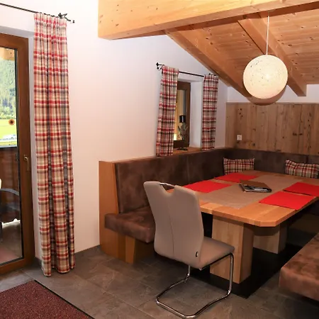 Appartamento In Neukirchen Near Wildkogel Arena